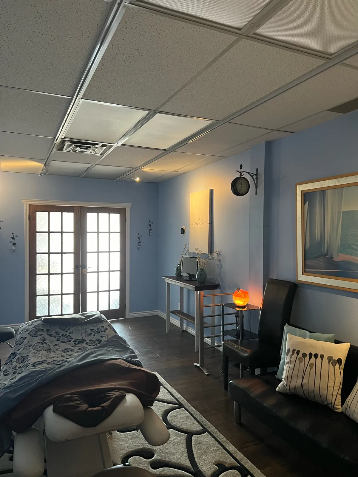 Inside the Therapeutic Kneads clinic, photo 4 of 4